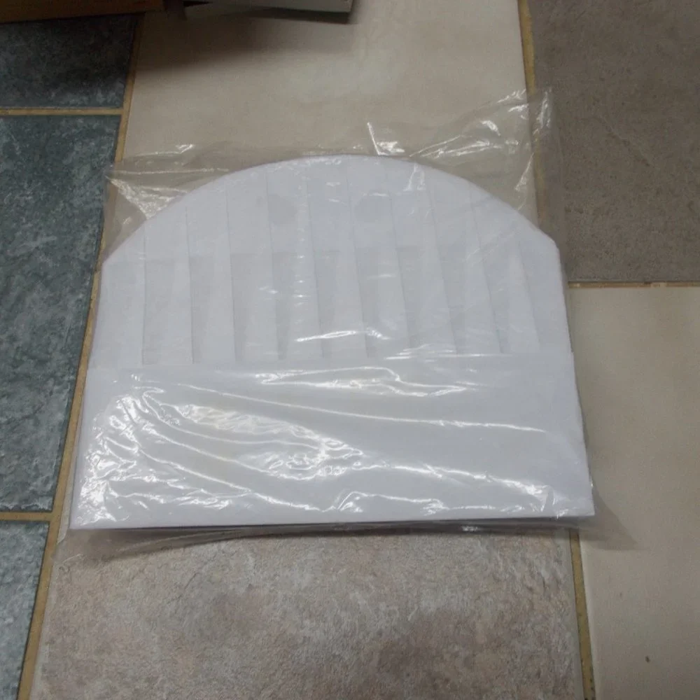 New 10 disposable chef hats